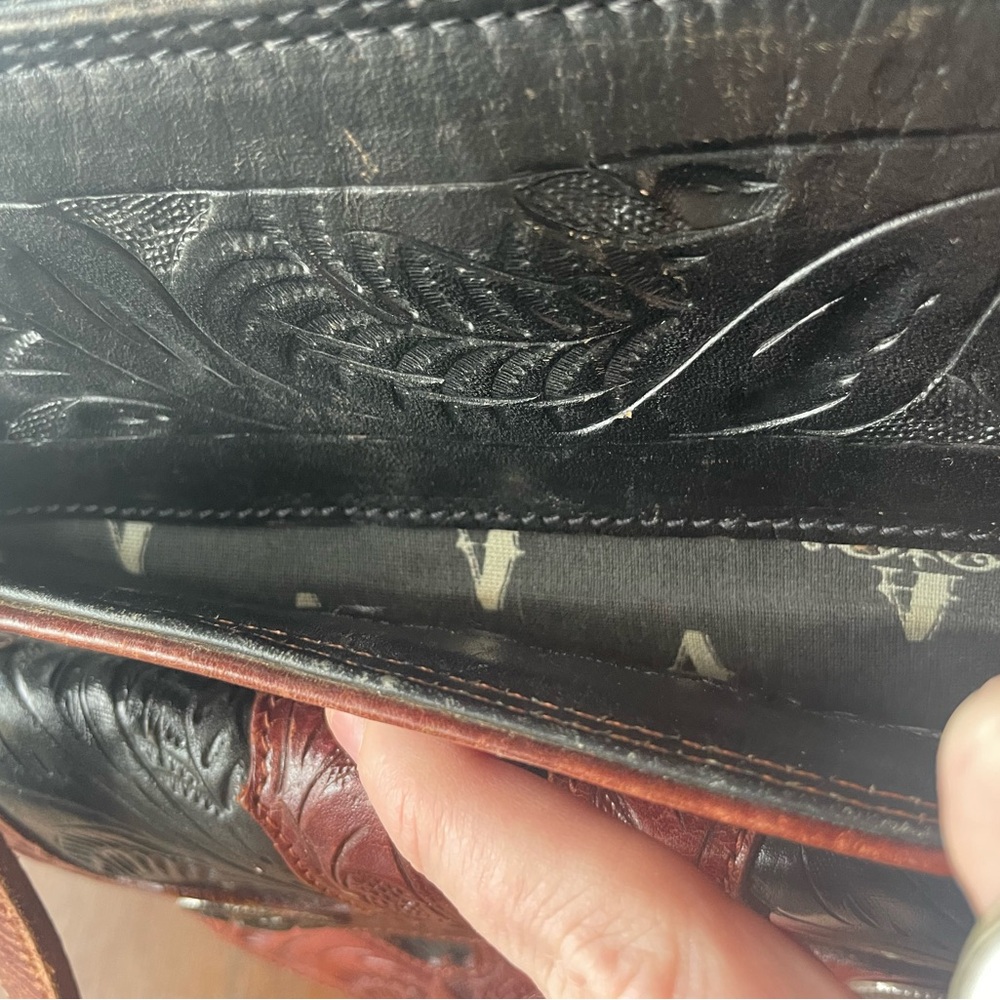 Vintage Tooled All leather bag - Picture 6 of 8